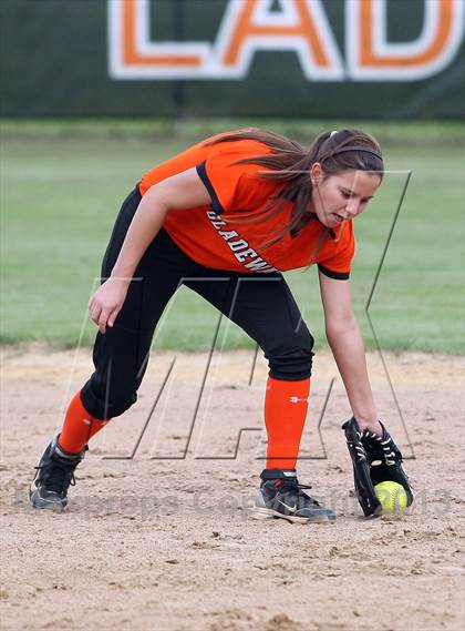 Thumbnail 2 in Gladewater @ Gilmer photogallery.