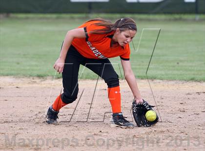 Thumbnail 1 in Gladewater @ Gilmer photogallery.