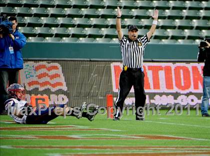 Thumbnail 3 in Campolindo vs. Washington Union (CIF State D3 Final) photogallery.