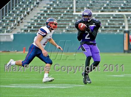Thumbnail 2 in Campolindo vs. Washington Union (CIF State D3 Final) photogallery.