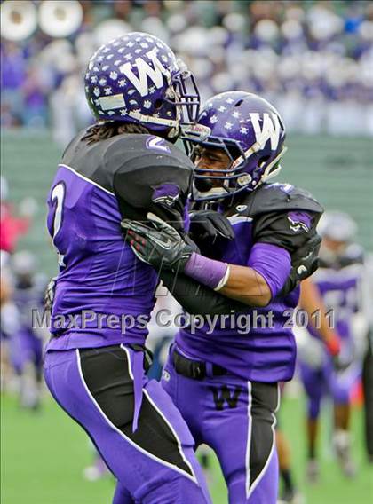 Thumbnail 3 in Campolindo vs. Washington Union (CIF State D3 Final) photogallery.
