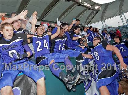Thumbnail 3 in Campolindo vs. Washington Union (CIF State D3 Final) photogallery.