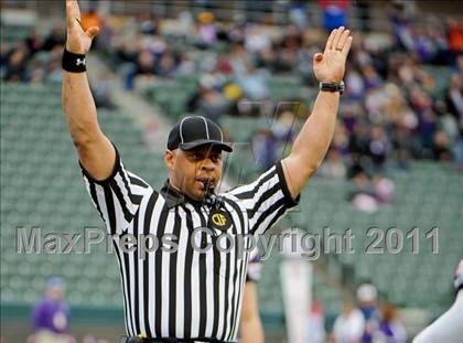 Thumbnail 2 in Campolindo vs. Washington Union (CIF State D3 Final) photogallery.