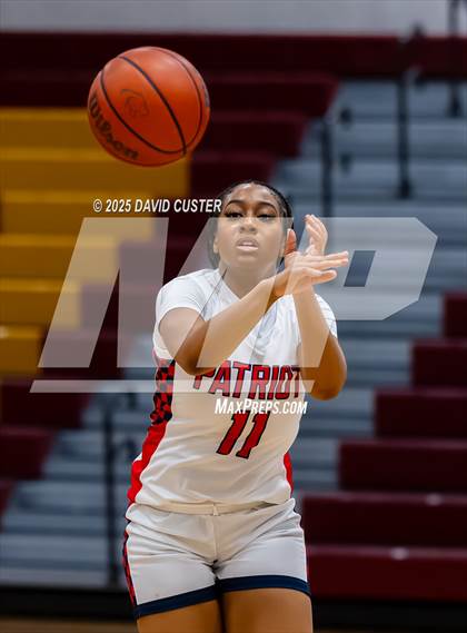 Thumbnail 1 in Patriot vs. Woodgrove (Cassel's Holiday Classic) photogallery.