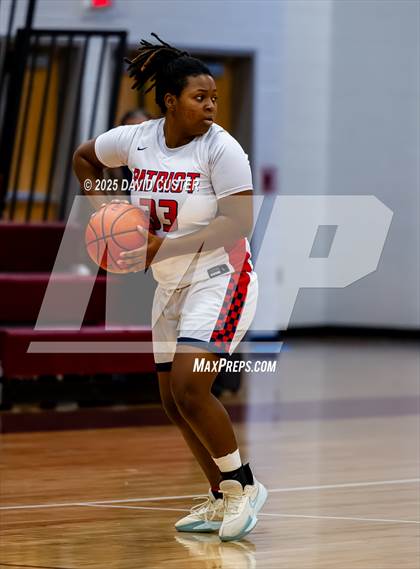 Thumbnail 3 in Patriot vs. Woodgrove (Cassel's Holiday Classic) photogallery.