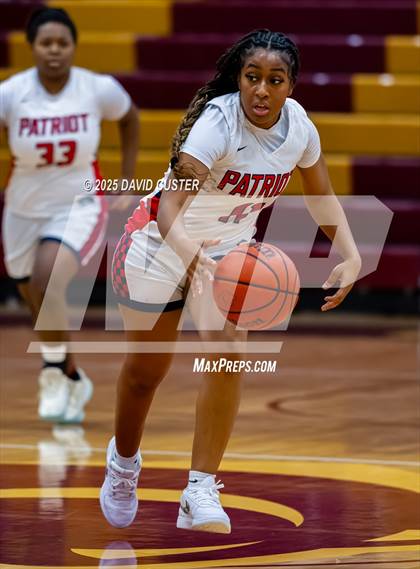 Thumbnail 1 in Patriot vs. Woodgrove (Cassel's Holiday Classic) photogallery.