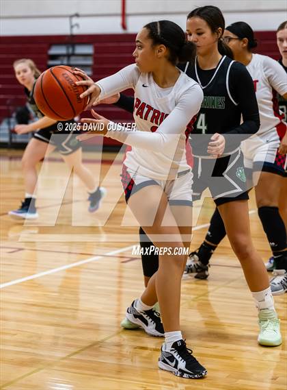Thumbnail 3 in Patriot vs. Woodgrove (Cassel's Holiday Classic) photogallery.
