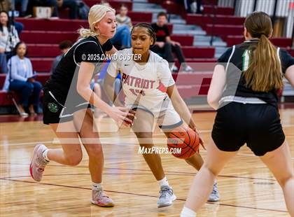 Thumbnail 3 in Patriot vs. Woodgrove (Cassel's Holiday Classic) photogallery.