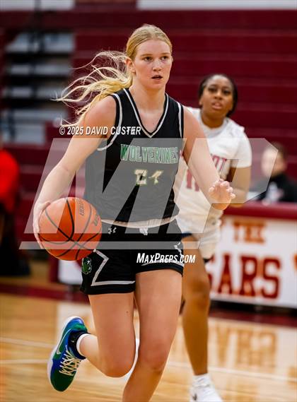 Thumbnail 1 in Patriot vs. Woodgrove (Cassel's Holiday Classic) photogallery.