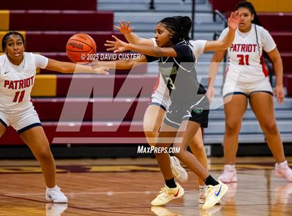 Thumbnail 2 in Patriot vs. Woodgrove (Cassel's Holiday Classic) photogallery.