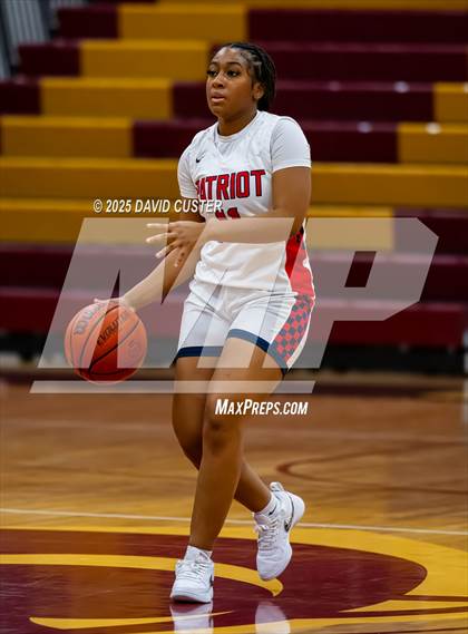 Thumbnail 2 in Patriot vs. Woodgrove (Cassel's Holiday Classic) photogallery.