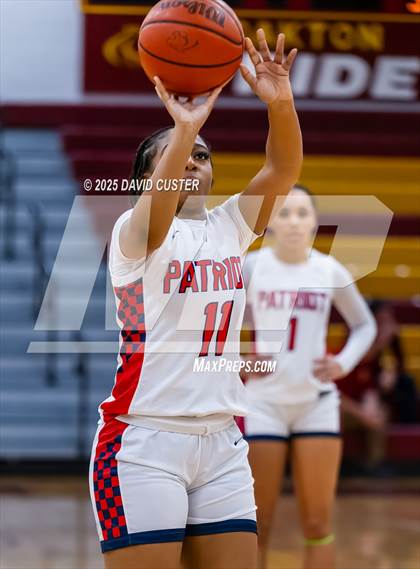 Thumbnail 3 in Patriot vs. Woodgrove (Cassel's Holiday Classic) photogallery.