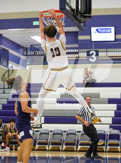 Thumbnail 2 in Meridian vs. North Broward Prep (Tournament of Champions) photogallery.