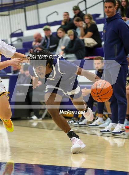 Thumbnail 2 in Meridian vs. North Broward Prep (Tournament of Champions) photogallery.