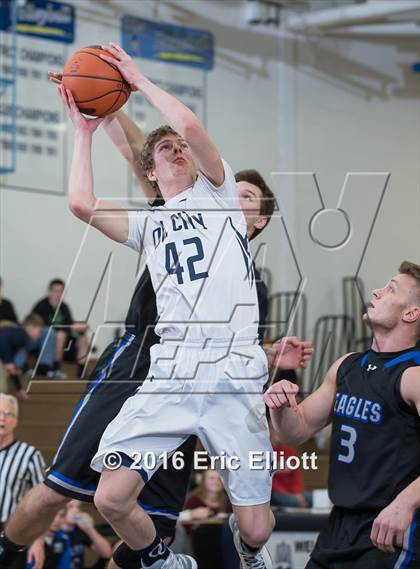 Thumbnail 1 in Conneaut Area vs Oil City photogallery.