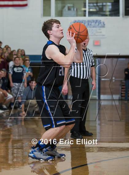 Thumbnail 3 in Conneaut Area vs Oil City photogallery.
