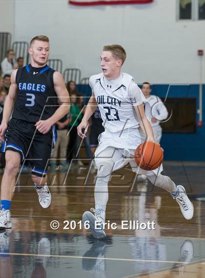 Thumbnail 1 in Conneaut Area vs Oil City photogallery.