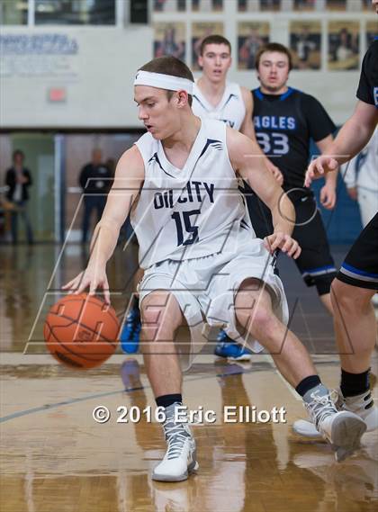 Thumbnail 3 in Conneaut Area vs Oil City photogallery.