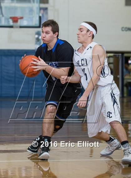 Thumbnail 2 in Conneaut Area vs Oil City photogallery.