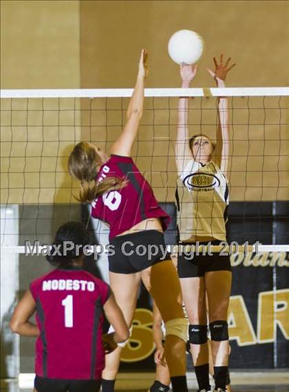 Thumbnail 2 in Modesto @ Enochs photogallery.