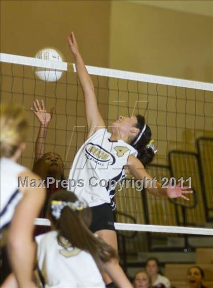 Thumbnail 3 in Modesto @ Enochs photogallery.