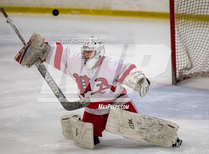 Thumbnail 2 in Bow @ Pinkerton photogallery.