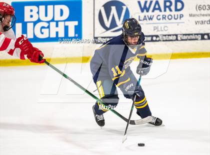Thumbnail 3 in Bow @ Pinkerton photogallery.