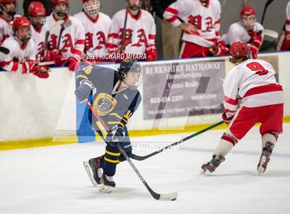 Thumbnail 1 in Bow @ Pinkerton photogallery.