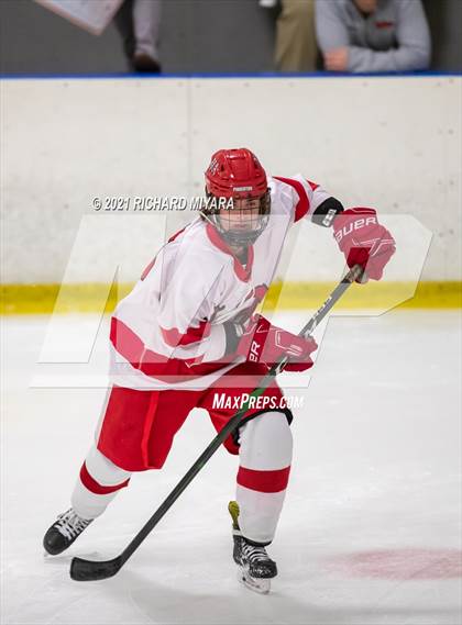 Thumbnail 1 in Bow @ Pinkerton photogallery.