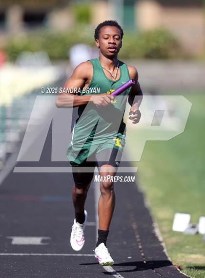 Thumbnail 3 in Independence Track Meet photogallery.