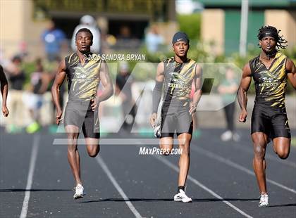Thumbnail 1 in Independence Track Meet photogallery.