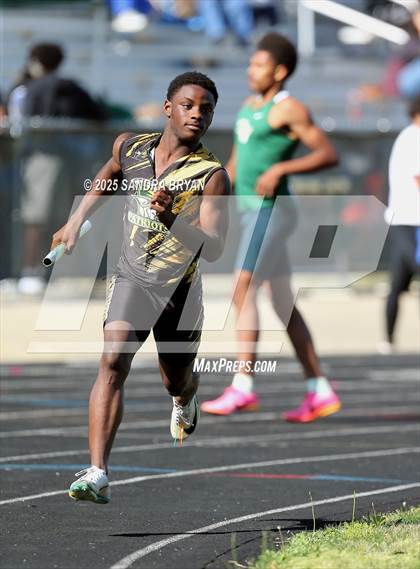 Thumbnail 2 in Independence Track Meet photogallery.