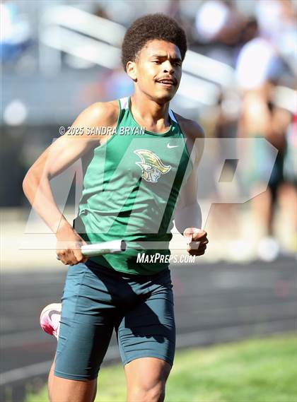 Thumbnail 2 in Independence Track Meet photogallery.