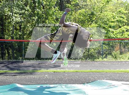 Thumbnail 3 in Independence Track Meet photogallery.