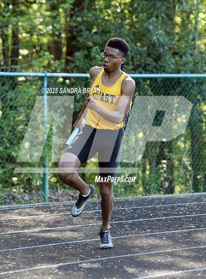 Thumbnail 3 in Independence Track Meet photogallery.