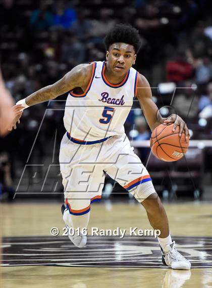 Thumbnail 2 in Rainier Beach vs. Bishop Gorman (Bass Pro Tournament of Champions) photogallery.