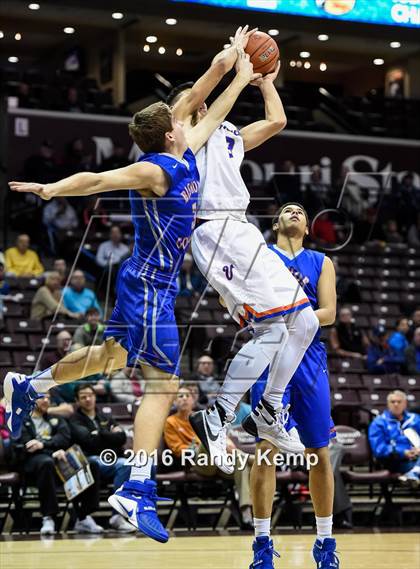 Thumbnail 2 in Rainier Beach vs. Bishop Gorman (Bass Pro Tournament of Champions) photogallery.