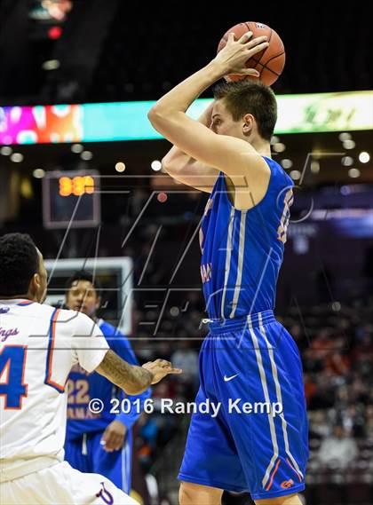 Thumbnail 3 in Rainier Beach vs. Bishop Gorman (Bass Pro Tournament of Champions) photogallery.