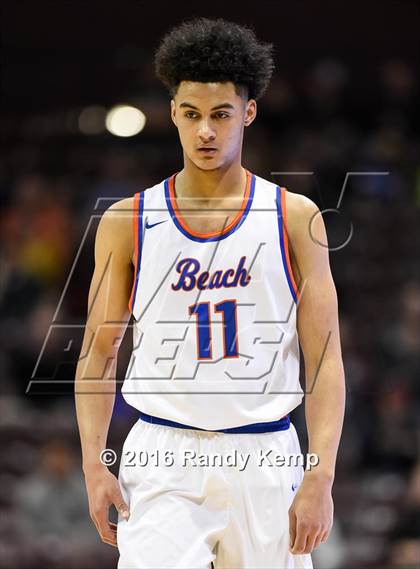 Thumbnail 3 in Rainier Beach vs. Bishop Gorman (Bass Pro Tournament of Champions) photogallery.