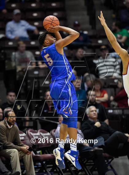 Thumbnail 2 in Rainier Beach vs. Bishop Gorman (Bass Pro Tournament of Champions) photogallery.