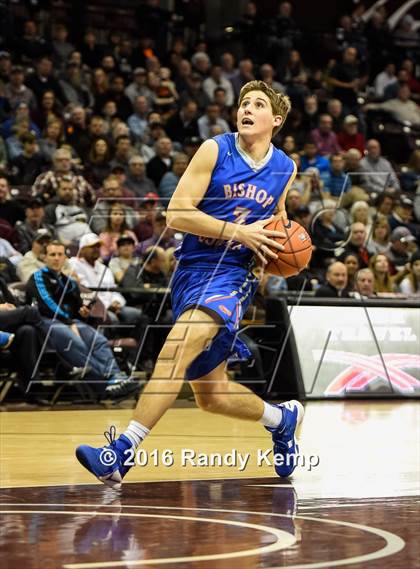 Thumbnail 1 in Rainier Beach vs. Bishop Gorman (Bass Pro Tournament of Champions) photogallery.