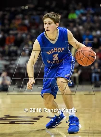 Thumbnail 3 in Rainier Beach vs. Bishop Gorman (Bass Pro Tournament of Champions) photogallery.