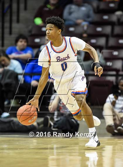 Thumbnail 3 in Rainier Beach vs. Bishop Gorman (Bass Pro Tournament of Champions) photogallery.