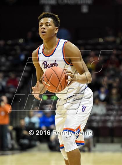 Thumbnail 3 in Rainier Beach vs. Bishop Gorman (Bass Pro Tournament of Champions) photogallery.