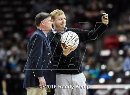 Thumbnail 3 in Rainier Beach vs. Bishop Gorman (Bass Pro Tournament of Champions) photogallery.