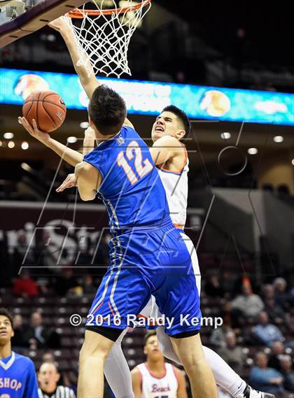 Thumbnail 3 in Rainier Beach vs. Bishop Gorman (Bass Pro Tournament of Champions) photogallery.