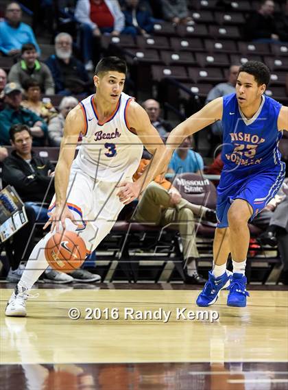 Thumbnail 2 in Rainier Beach vs. Bishop Gorman (Bass Pro Tournament of Champions) photogallery.