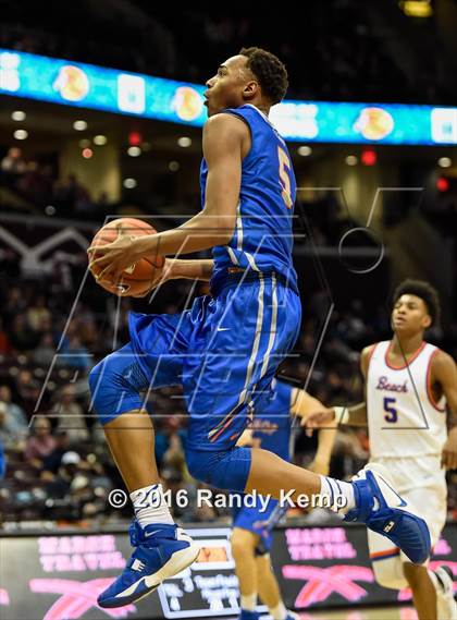 Thumbnail 2 in Rainier Beach vs. Bishop Gorman (Bass Pro Tournament of Champions) photogallery.