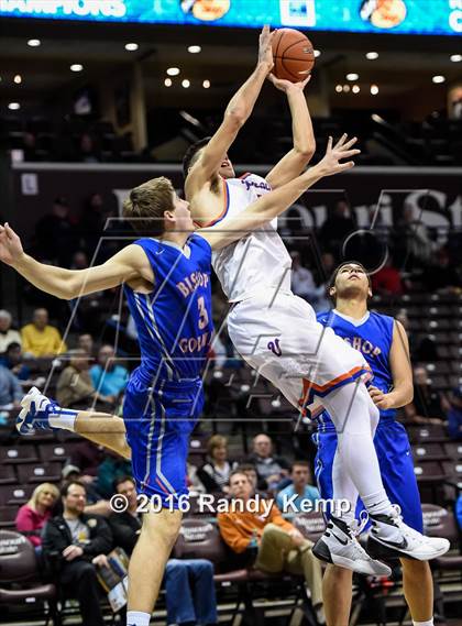 Thumbnail 3 in Rainier Beach vs. Bishop Gorman (Bass Pro Tournament of Champions) photogallery.