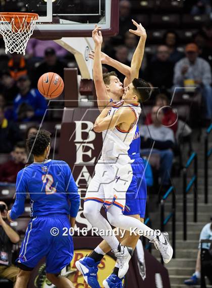 Thumbnail 3 in Rainier Beach vs. Bishop Gorman (Bass Pro Tournament of Champions) photogallery.